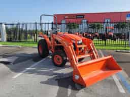2024 Kubota L3302DT + LA526 Loader