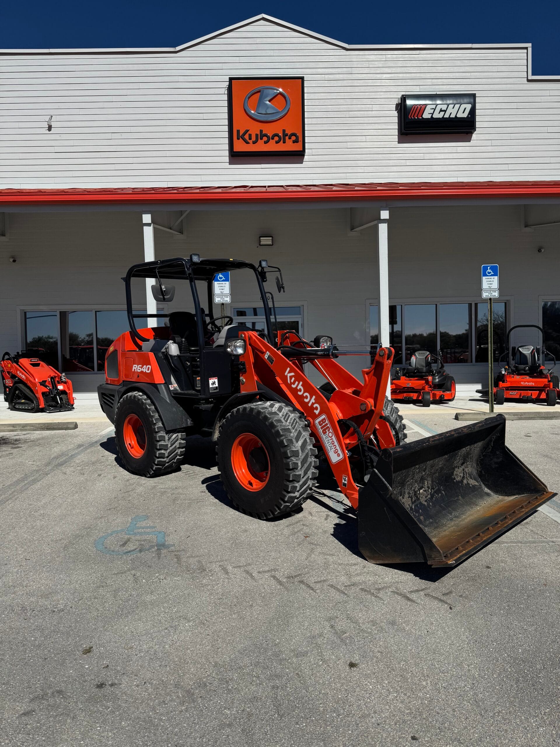 Wheel Loader 65hp, 1 yd bucket