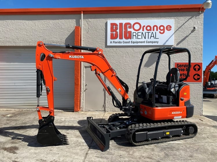 Excavator 3.5-4 Ton With Hydraulic Thumb 10-12′ Dig Depth