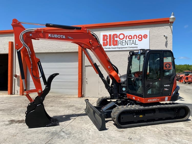 Excavator 8.5-10Ton With Hydraulic Thumb 14-15′ Dig Depth