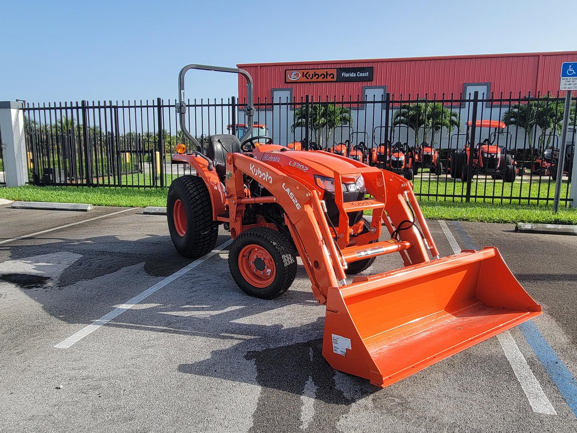 2024 Kubota L3302DT + LA526 Loader