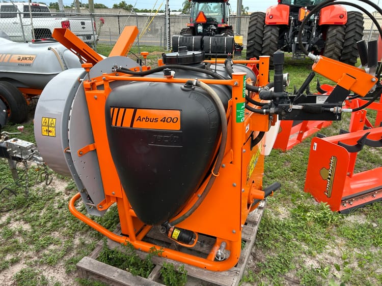 2022 Jacto A400/725 Sprayer