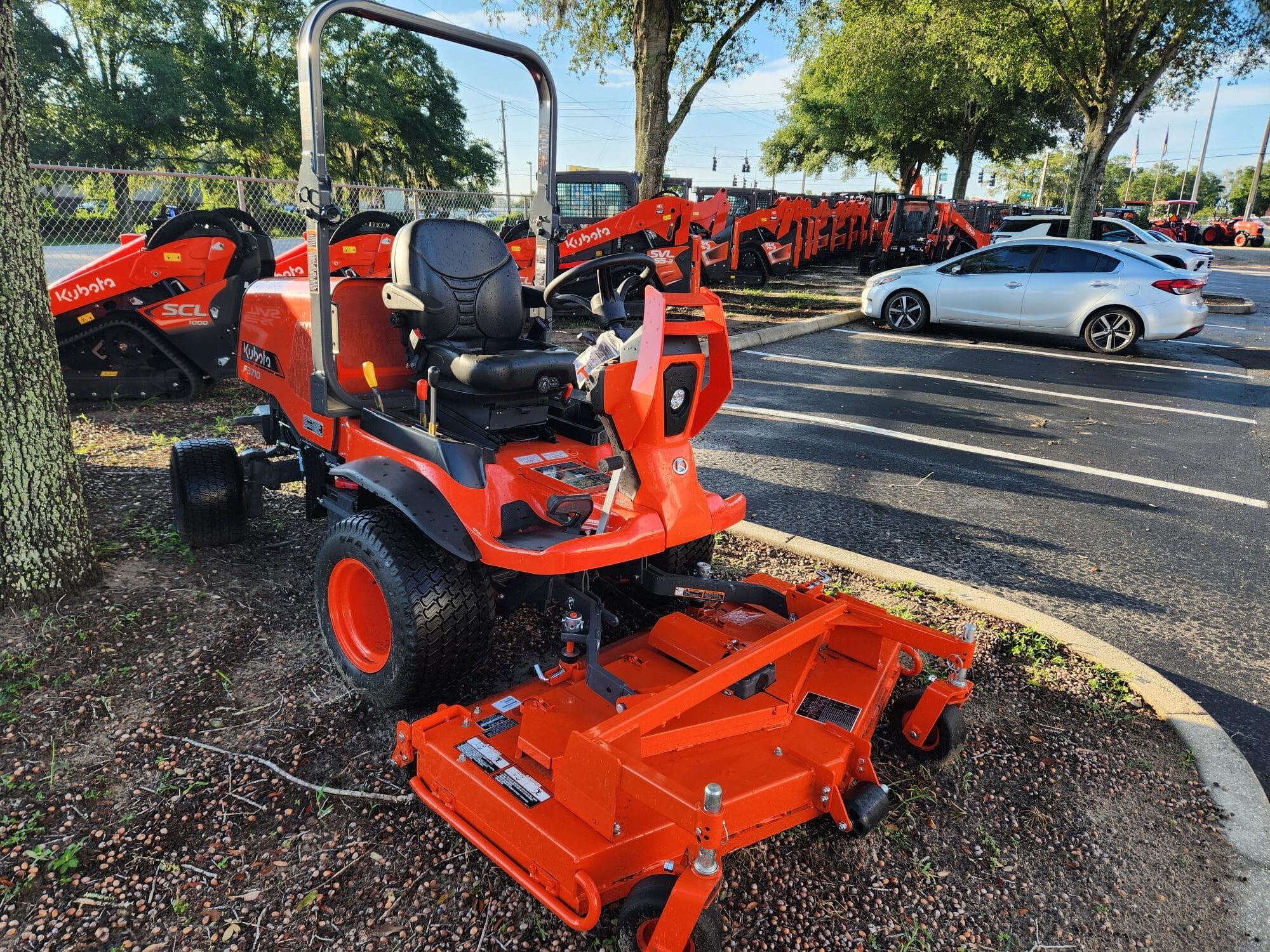 2024 Kubota F3710 + 60″ Rear Discharge Mower