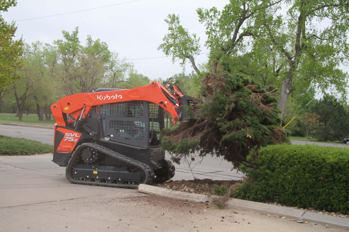 STP15 SERIES TREE/POST PULLER